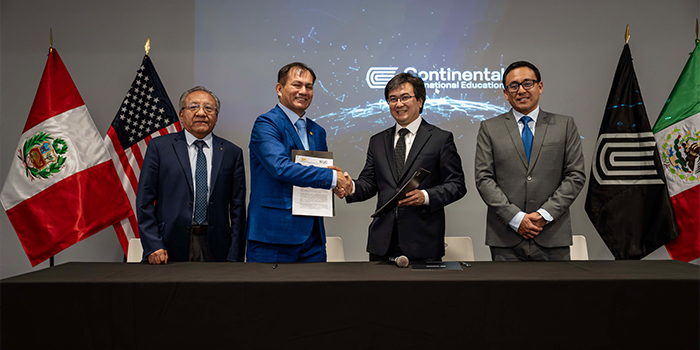 Especialista analiza el futuro del derecho digital en masterclass de posgrado