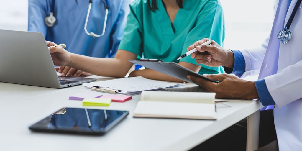 Conferencia: Salud pública en crisis: desafíos y respuestas desde la investigación y la gestión pública