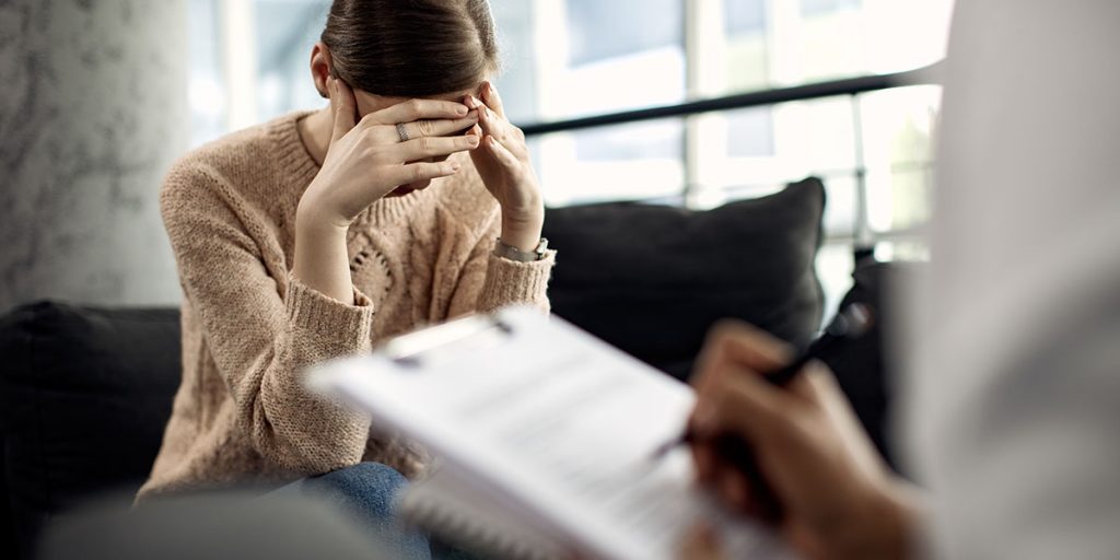 Webinar: La ansiedad en el siglo XXI: evaluación y tratamiento desde la TCC y la TREC