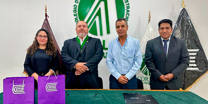 Escuela de Posgrado de la Universidad Continental y CORLAD Arequipa suscriben convenio de cooperación