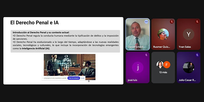 Especialista analiza el futuro del derecho digital en masterclass de posgrado