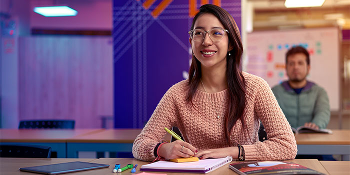 Aprovecha tu pregrado y avanza hacia tu maestría con la Ruta para el Desarrollo Profesional