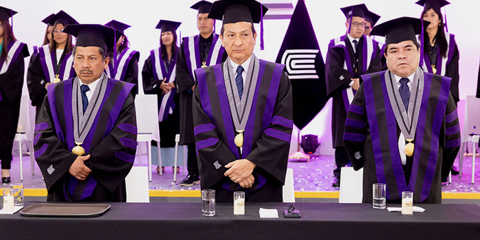 La Escuela de Posgrado de la Universidad Continental celebró en Huancayo la graduación de profesionales de maestrías y segundas especialidades